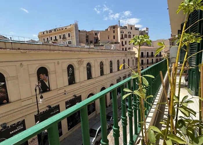 Valguarnera Suites & Apartments